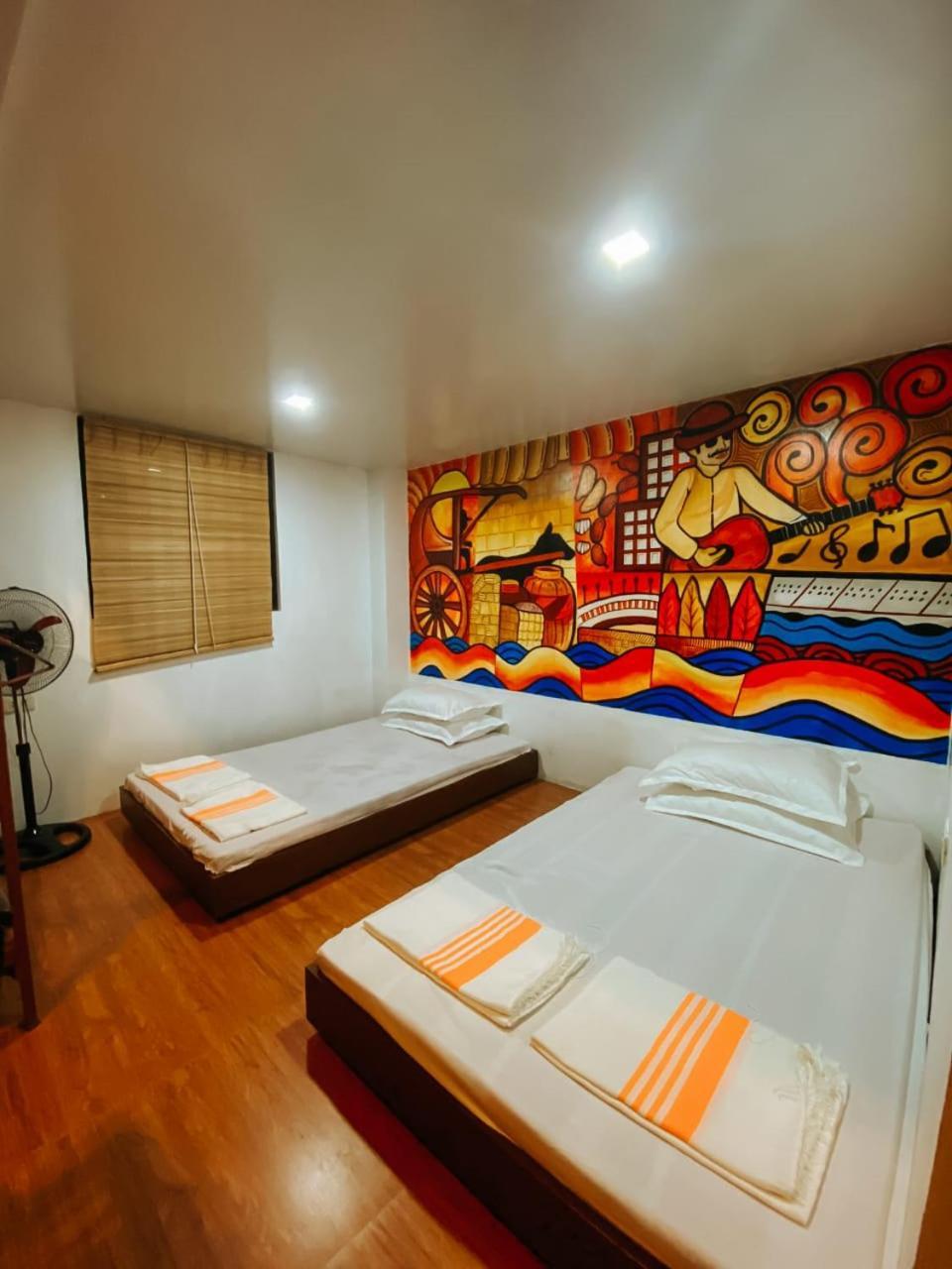 The Bistro House - Loft Unit - Vigan Apartment ภายนอก รูปภาพ