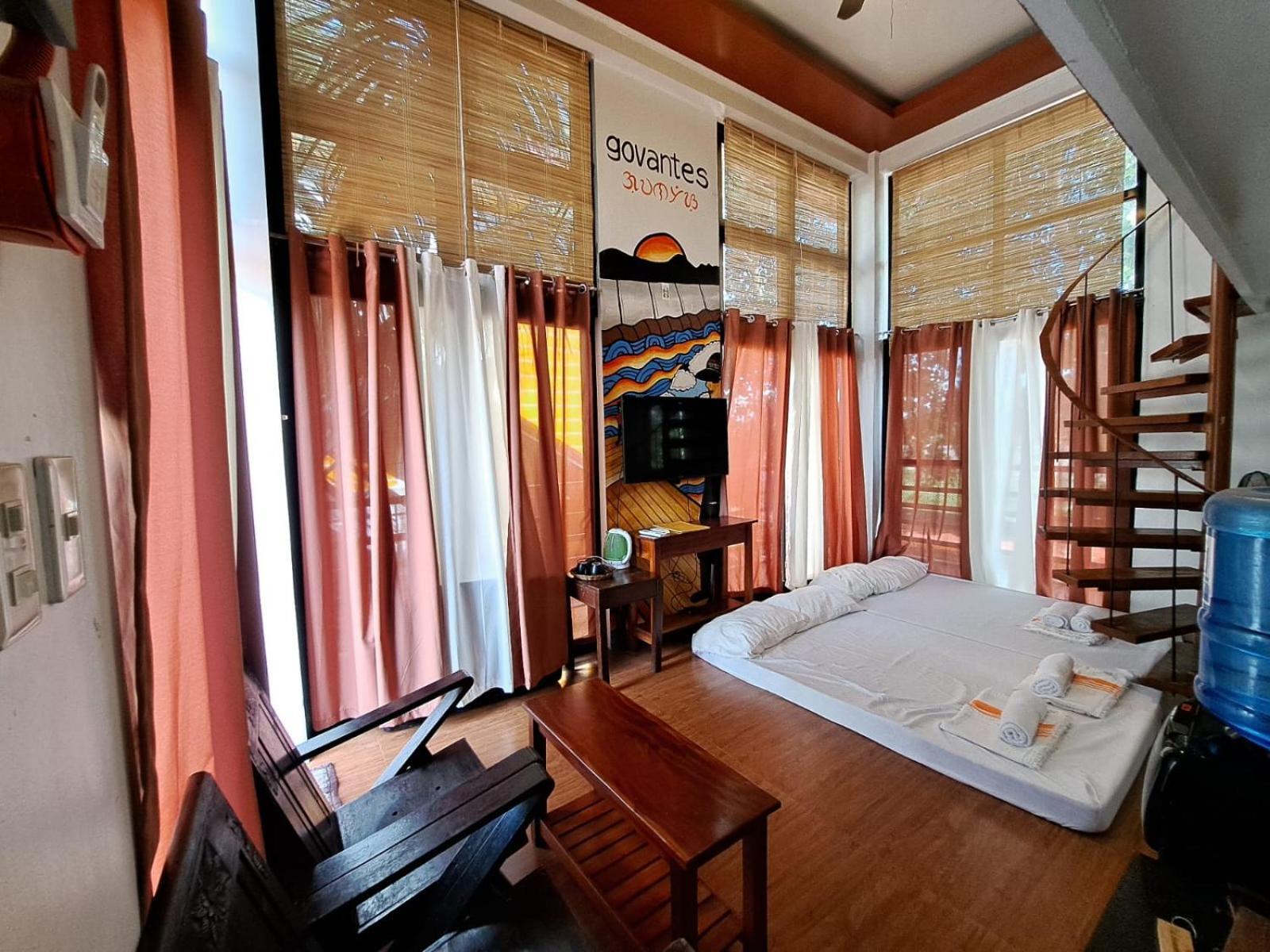 The Bistro House - Loft Unit - Vigan Apartment ภายนอก รูปภาพ