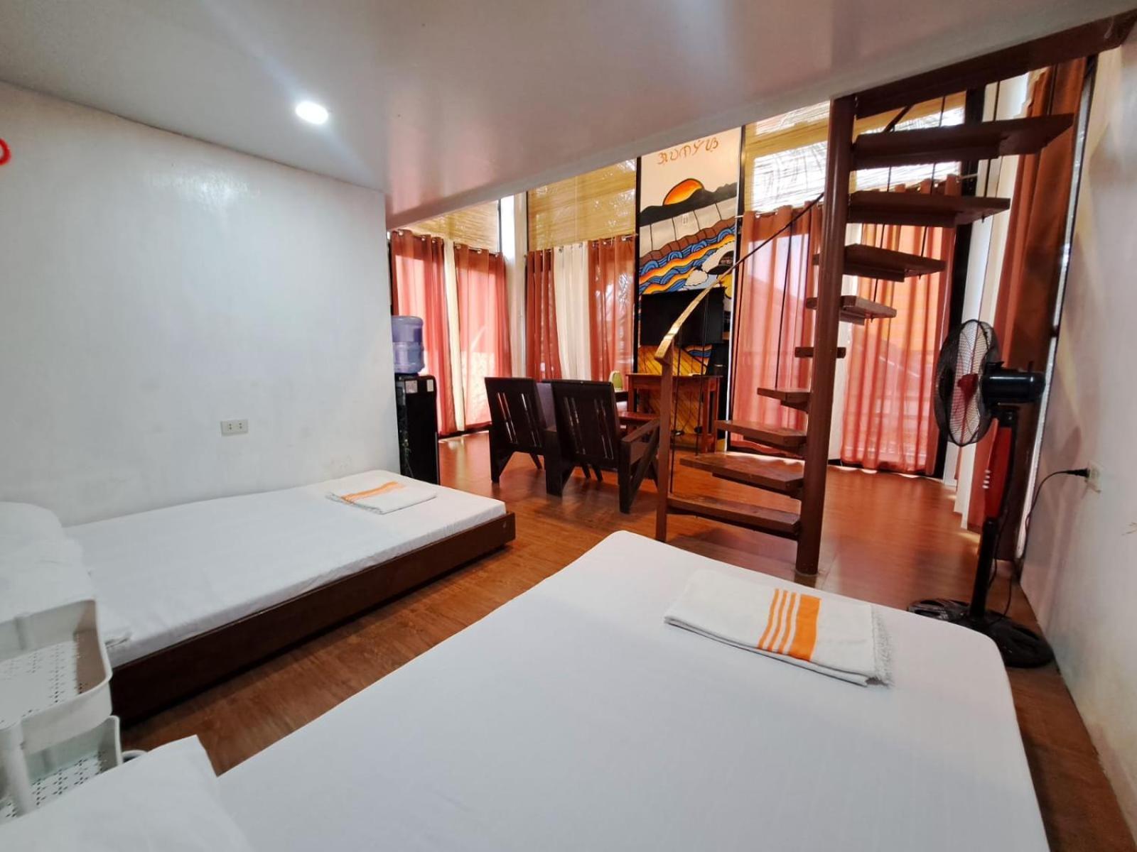 The Bistro House - Loft Unit - Vigan Apartment ภายนอก รูปภาพ